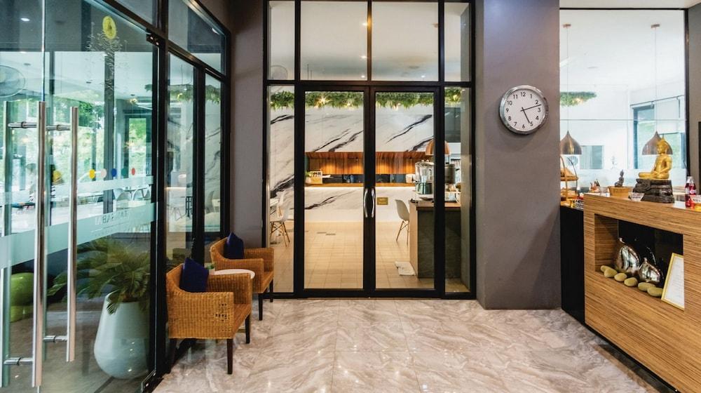 Tamsabai Hotel Nakhon Sawan Buitenkant foto